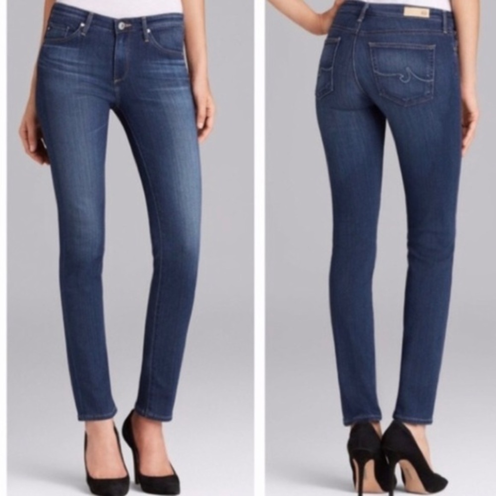 AG Contour 360 jeans